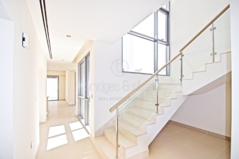 Vila u gradu Dubai Hills Estate, UAE 3 spavaće sobe, 399.7 m2 Br. 669202 - Slika 14