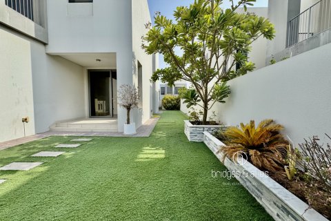 Vila u gradu Dubai Hills Estate, UAE 3 spavaće sobe, 399.7 m2 Br. 669202 - Slika 5
