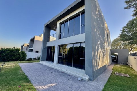 Villa in Dubai Hills Estate, UAE 4 bedrooms, 456.2 sq.m. № 669208 - photo 2