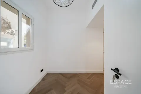 Villa The Springs, Dubaijā, AAE 2 istabas, 153 m2 Nr. 737877 - attēls 10