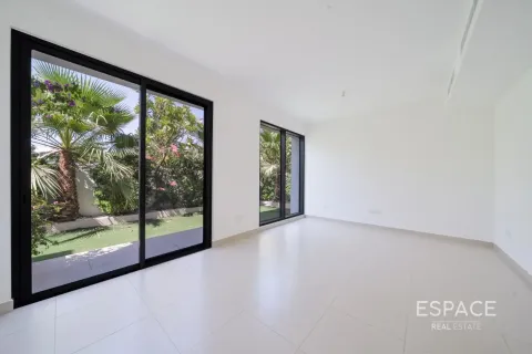 Villa à vendre à  Dubai Hills Estate, Dubai, EAU 4 chambres, 229 m2 № 737873 - photo 2