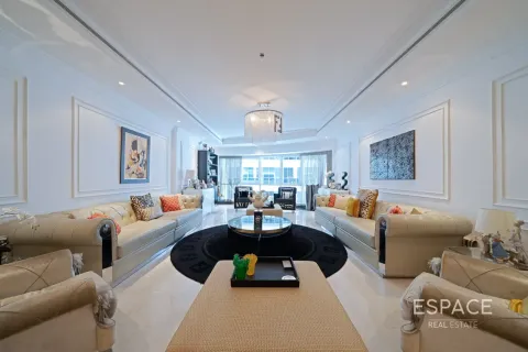 דירה ב Dubai Marina, Dubai, איחוד האמירויות 3 חדרי שינה, 330 מ
