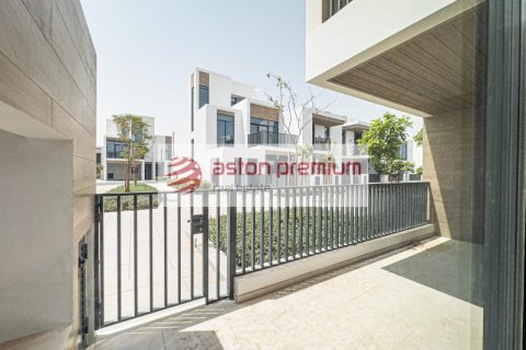 Villa en alquiler en Arabian Ranches 3, Dubai, EAU 3 dormitorios, 120.3 m2 № 631582 - foto 36