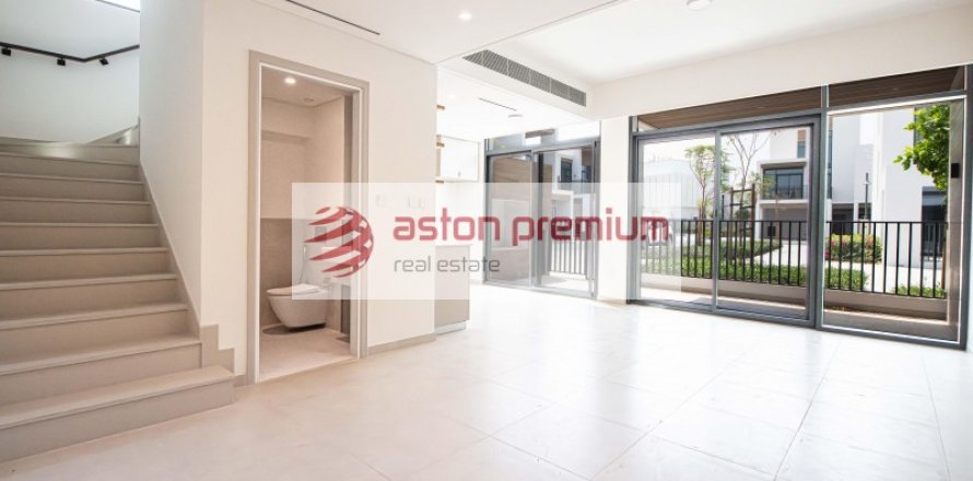 Villa en Arabian Ranches 3, Dubai, EAU 3 dormitorios, 120.3 m² № 631582