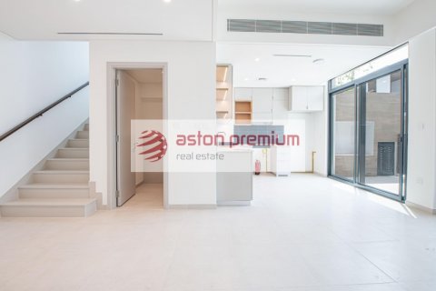 Villa en alquiler en Arabian Ranches 3, Dubai, EAU 3 dormitorios, 120.3 m2 № 631582 - foto 3