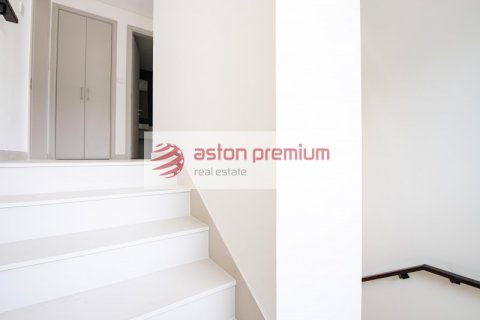 Villa en alquiler en Arabian Ranches 3, Dubai, EAU 3 dormitorios, 120.3 m2 № 631582 - foto 26
