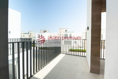 Villa en alquiler en Arabian Ranches 3, Dubai, EAU 3 dormitorios, 120.3 m2 № 631582 - foto 7