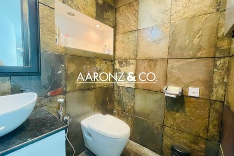 משרד להשכרה ב Jumeirah Lake Towers, Dubai, איחוד האמירויות  186.1 מ"ר, מספר 631584 - תמונה 12