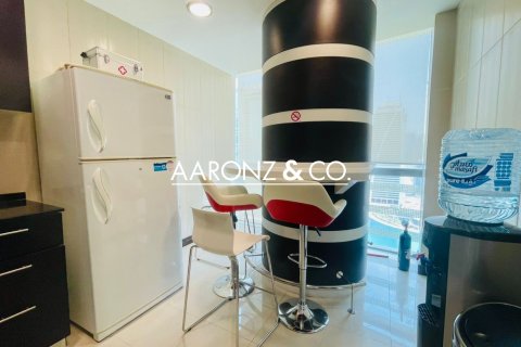 משרד להשכרה ב Jumeirah Lake Towers, Dubai, איחוד האמירויות  186.1 מ"ר, מספר 631584 - תמונה 10