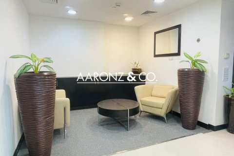 משרד להשכרה ב Jumeirah Lake Towers, Dubai, איחוד האמירויות  186.1 מ"ר, מספר 631584 - תמונה 4