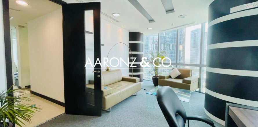 משרד ב Jumeirah Lake Towers, Dubai, איחוד האמירויות 186.1 מ"ר מספר 631584