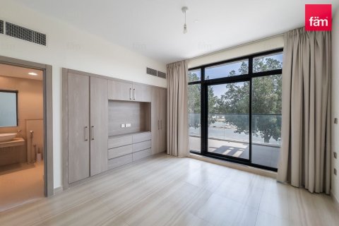 Üürile anda ridamaja asukohaga Dubai, AÜE: 4 magamistoaga, 274.5 m² Nr 699815 - pilt 9