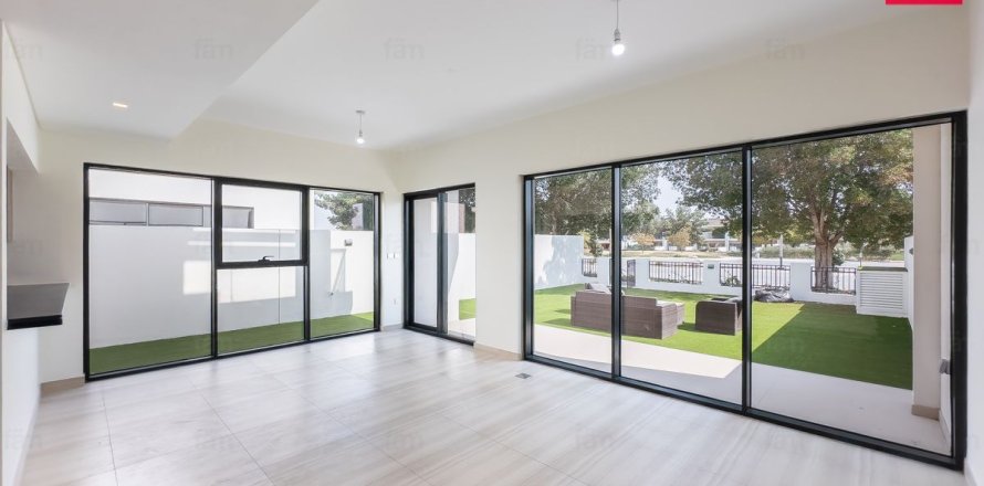 Ridamaja asukohaga Dubai, AÜE: 4 magamistoaga, 274.5 m² Nr 699815