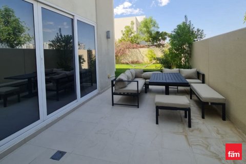 Dubai, UAE의 임대용 아파트 침실 3개, 247.3제곱미터 번호 699817 - 사진 8