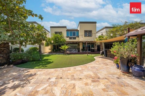 Vila v Jumeirah Park, Dubai, SAE 3 ložnice, 679.9 m² Č.: 633641 - fotografie 11