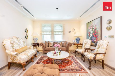 Vila v Jumeirah Park, Dubai, SAE 3 ložnice, 679.9 m² Č.: 633641 - fotografie 28