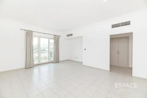 Üürile anda villa asukohaga Dubai Sports City, Dubai, AÜE: 5 magamistoaga, 401 m² Nr 650108 - pilt 7