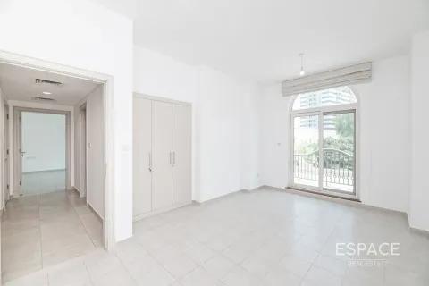 Üürile anda villa asukohaga Dubai Sports City, Dubai, AÜE: 5 magamistoaga, 401 m² Nr 650108 - pilt 12