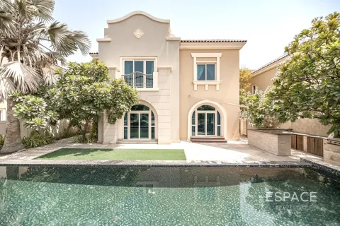 Üürile anda villa asukohaga Dubai Sports City, Dubai, AÜE: 5 magamistoaga, 401 m² Nr 650108 - pilt 15