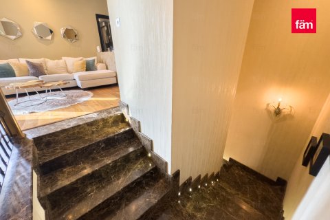 Villa Dubaijā, AAE 5 istabas, 947 m2 Nr. 638237 - attēls 15