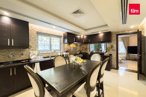 Villa Dubaijā, AAE 5 istabas, 947 m2 Nr. 638237 - attēls 11