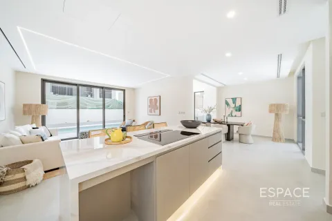 Dubai Hills Estate, UAE의 판매용 빌라 침실 3개, 311제곱미터 번호 649732 - 사진 6