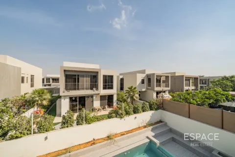 ویلا برای فروش در Dubai Hills Estate، Dubai، امارات متحده عربی 3 خوابه ، 311 متر مربع ، شماره 649732 - تصویر 1