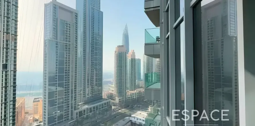 Downtown Dubai (Downtown Burj Dubai)、Dubai、UAEにあるマンション 2ベッドルーム、159 m2 No649729