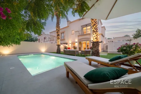 Villa itt: The Springs, Dubai, EAE, 4 hálószoba, 209 m², azonosító: 649734 - fénykép 1