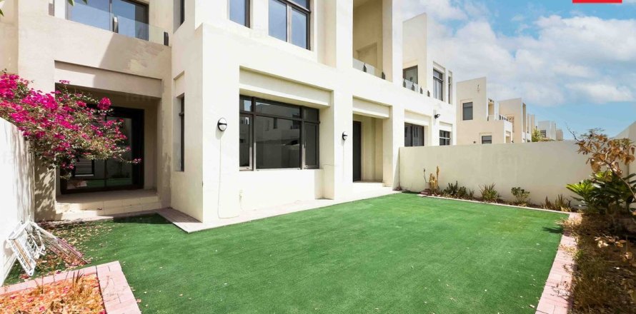 Ridamaja asukohaga Reem, Dubai, AÜE: 3 magamistoaga, 235.4 m² Nr 763054