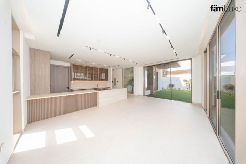 Villa te koop in Dubai, VAE 6 slaapkamers, 463.5 vr.m., nr 763049 - foto 3