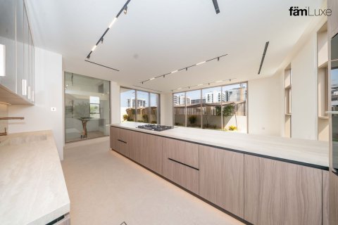 Villa te koop in Dubai, VAE 6 slaapkamers, 463.5 vr.m., nr 763049 - foto 7