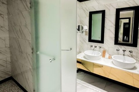 Apartament në Business Bay, Dubai, Emiratet e Bashkuara Arabe 3 dhoma gjumi, 227.72 m2. № 750758 - Foto 11