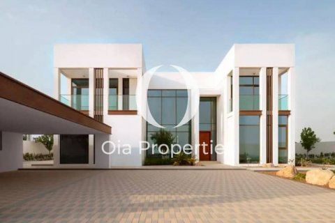 Villa para venda em Abu Dhabi, EAU 5 quartos, 619 m2 № 644670 - foto 1