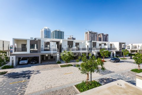 Townhouse sa Tilal Al Ghaf, Dubai, UAE 3 silid-tulugan, 203 sq.m. № 726899 - larawan 15