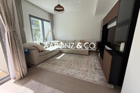 Üürile anda villa asukohaga Tilal Al Ghaf, Dubai, AÜE: 3 magamistoaga, 140 m² Nr 700462 - pilt 2