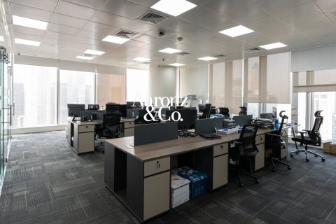 Business Bay, Dubai, UAE의 판매용 사무실 572제곱미터 번호 700464 - 사진 12