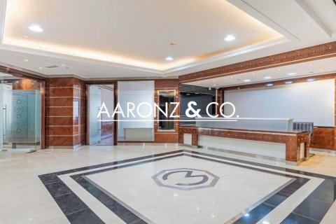 Office til leje i Jumeirah Lake Towers, Dubai, UAE 630 kvm № 700463 - foto 13