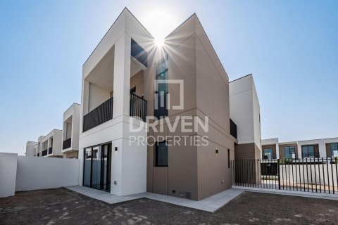 Városi lakóépület itt: Arabian Ranches 3, Dubai, EAE, 4 hálószoba, 282.52 m², azonosító: 746672 - fénykép 20