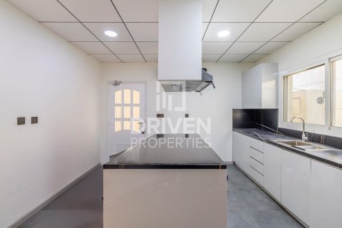 Vila u gradu Dubai, UAE 6 spavaće sobe, 1022 m2 Br. 654969 - Slika 24