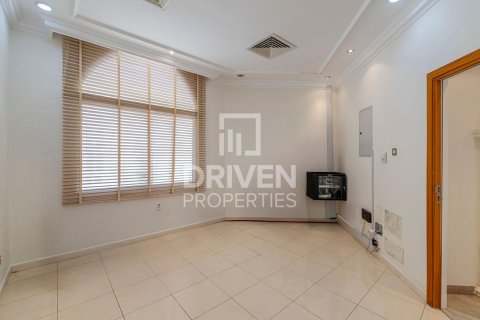 Vila u gradu Dubai, UAE 6 spavaće sobe, 1022 m2 Br. 654969 - Slika 18