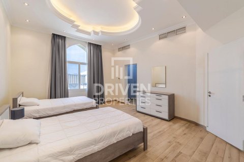 Vila u gradu Dubai, UAE 6 spavaće sobe, 1022 m2 Br. 654969 - Slika 17