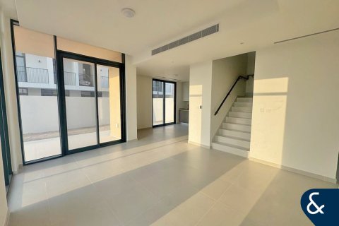 Villa à louer à Dubai South (Dubai World Central), Dubai, EAU 4 chambres, 357 m2 № 668295 - photo 4