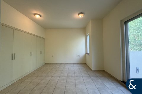 Зняти в оренду таунхаус в Dubai Sports City, Дубай, ОАЕ 4 спальні, 311м2, № 668299 - фото 10