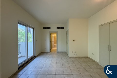 Зняти в оренду таунхаус в Dubai Sports City, Дубай, ОАЕ 4 спальні, 311м2, № 668299 - фото 12