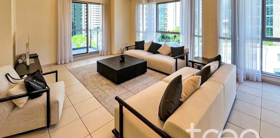 Apartemen di Burj Khalifa, Dubai, UEA 2 kamar tidur, 134.9 m2 nomor 733195