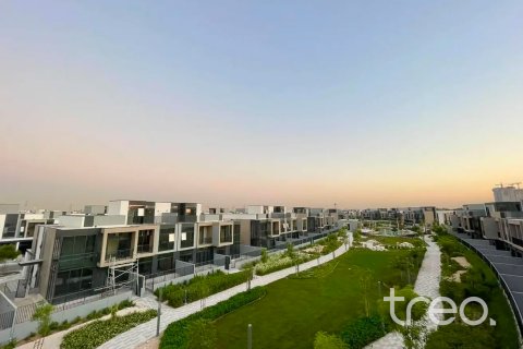 Σπίτι σε Mudon, Dubai, ΗΑΕ 4 υπνοδωμάτια, 229.28 τ.μ. Αρ. 733194 - φωτογραφία 3