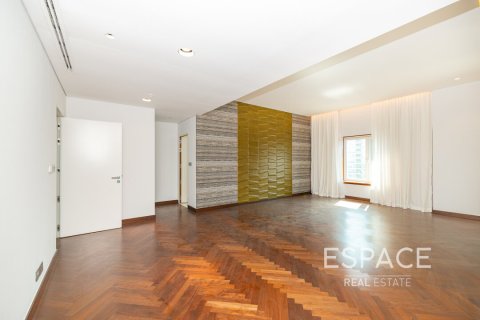 Appartement te huur in Dubai Marina, Dubai, VAE 5 slaapkamers, 649 vr.m., nr 650250 - foto 10