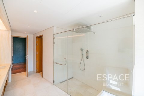 Appartement te huur in Dubai Marina, Dubai, VAE 5 slaapkamers, 649 vr.m., nr 650250 - foto 17