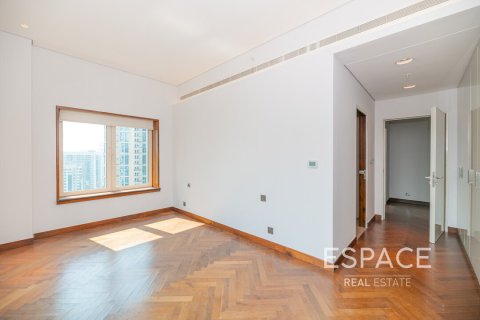 Appartement te huur in Dubai Marina, Dubai, VAE 5 slaapkamers, 649 vr.m., nr 650250 - foto 13